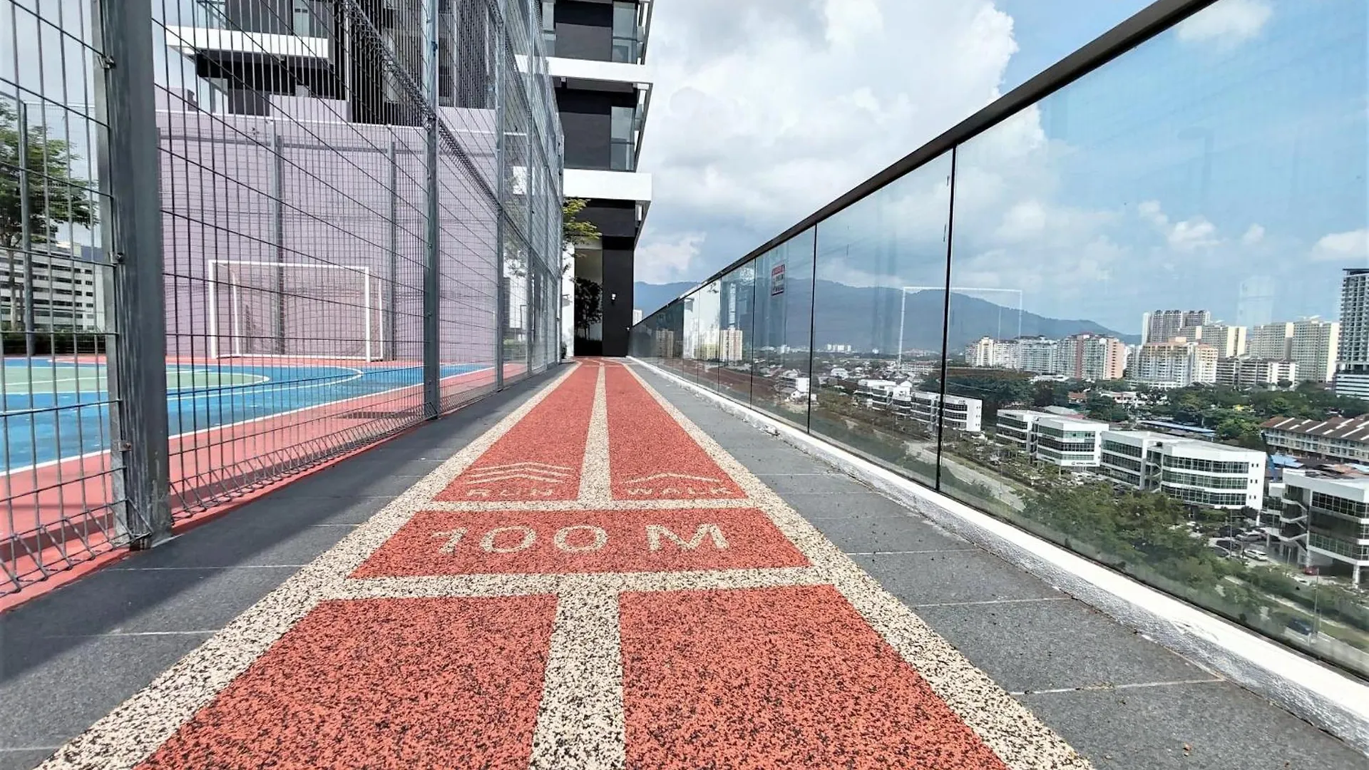 Urban Suites, 2 Rooms, 5 Pax, Free Car Park Jelutong