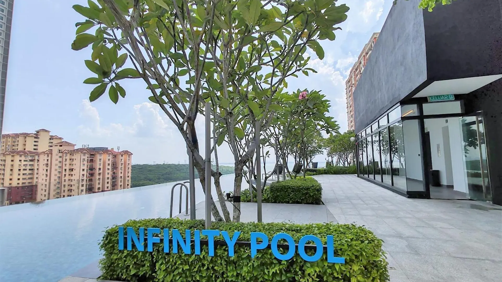 Urban Suites, 2 Rooms, 5 Pax, Free Car Park Jelutong 0*,